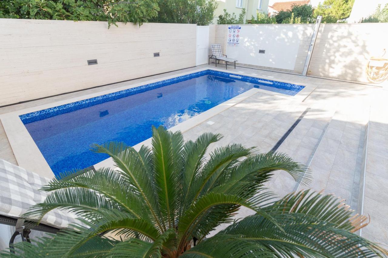Villa Ema With Heated Saltwater Pool, Sauna And Private Gym - By Ta Leut Agency *